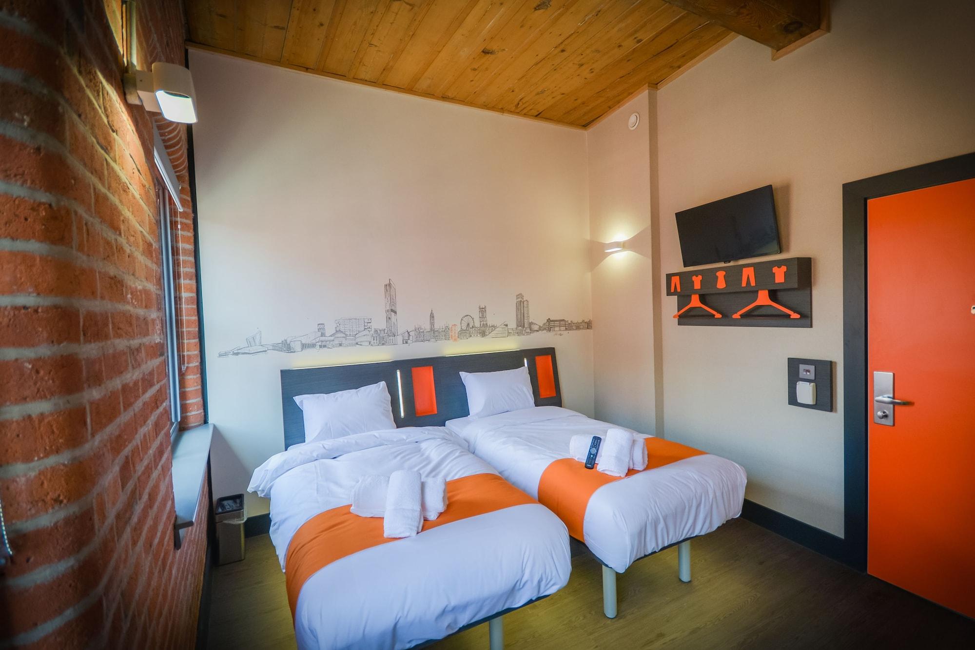 Easyhotel Манчестер Экстерьер фото