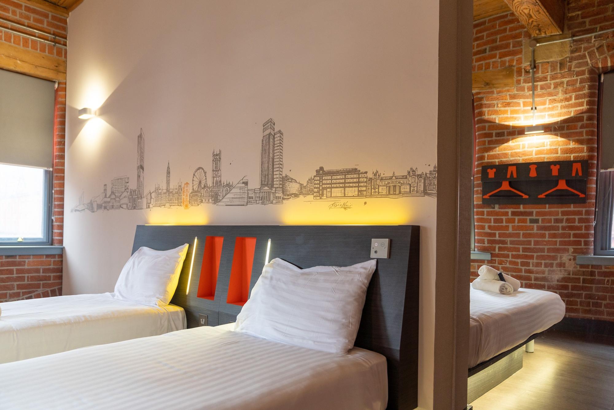 Easyhotel Манчестер Экстерьер фото