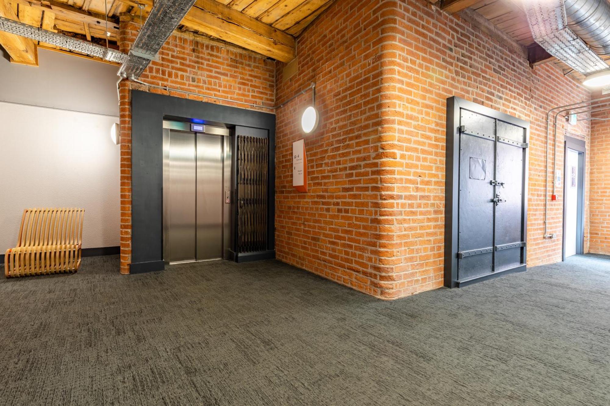 Easyhotel Манчестер Экстерьер фото