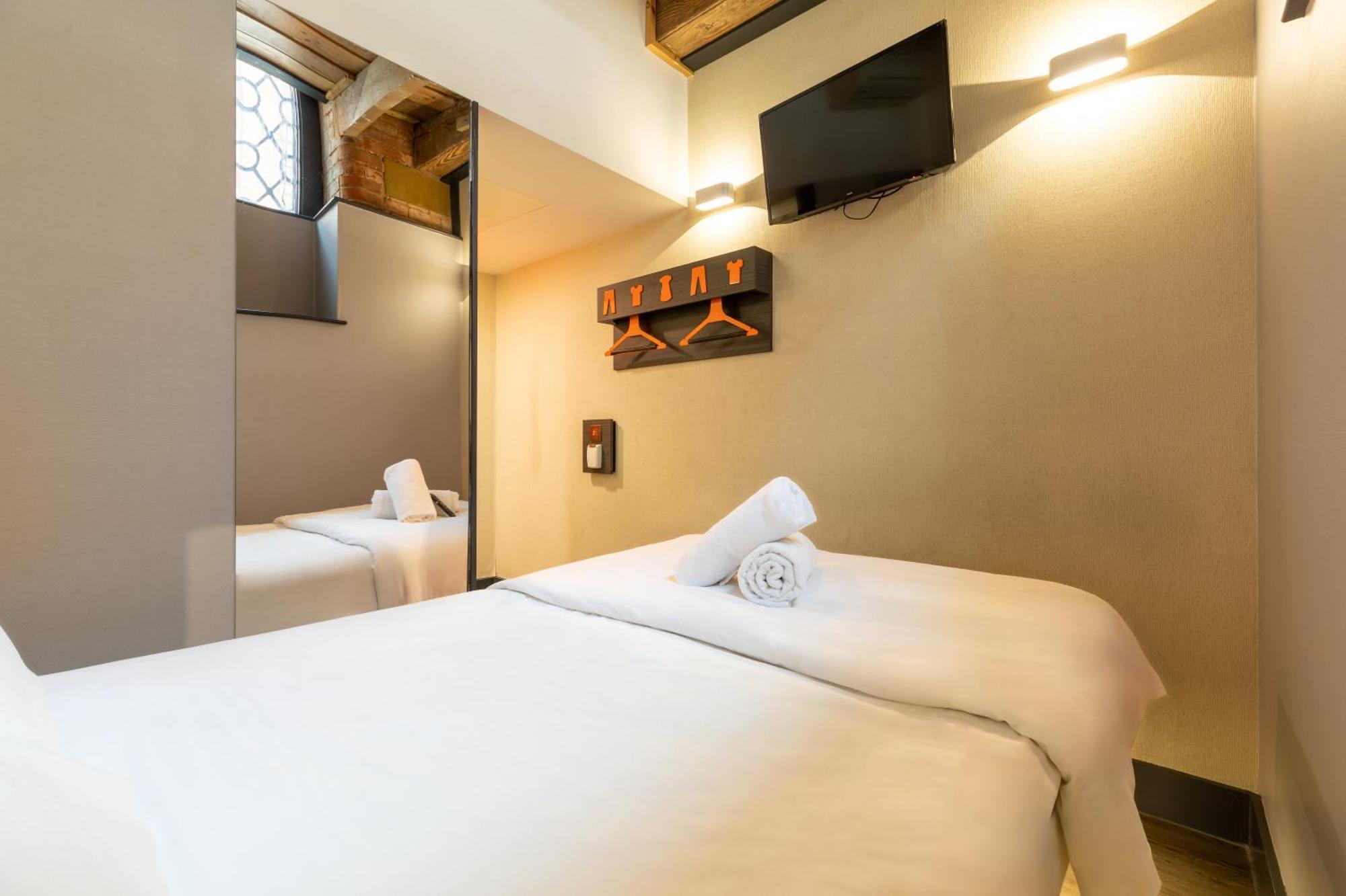 Easyhotel Манчестер Экстерьер фото