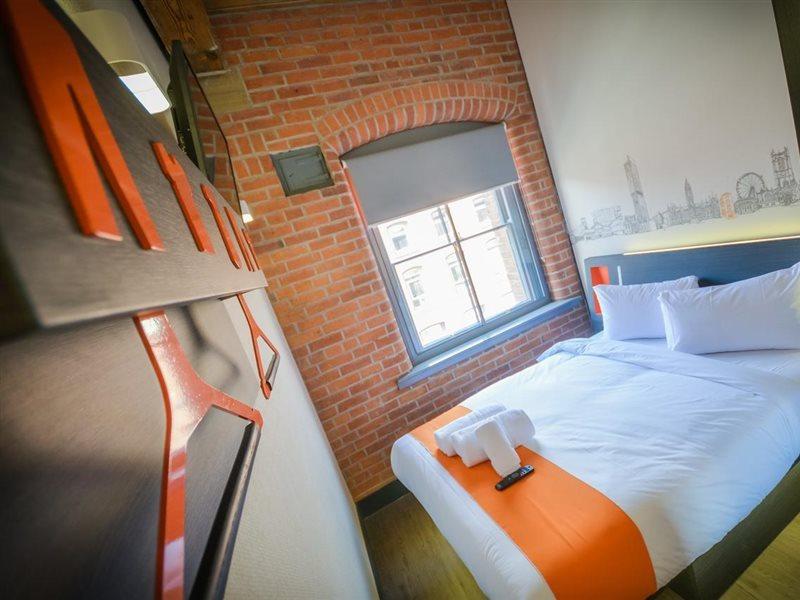 Easyhotel Манчестер Экстерьер фото
