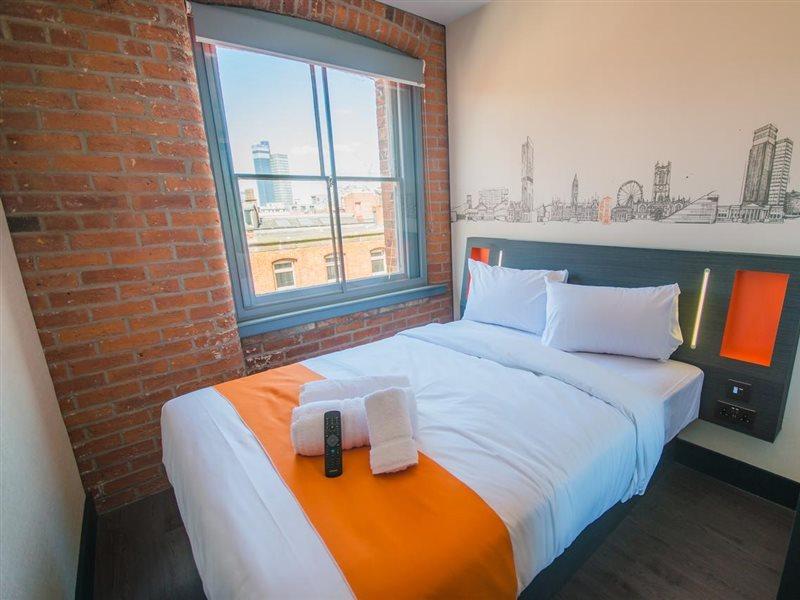 Easyhotel Манчестер Экстерьер фото