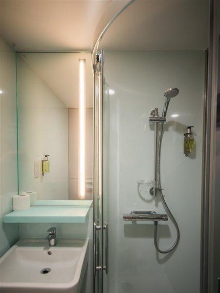 Easyhotel Манчестер Экстерьер фото